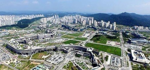 정부세종청사를 중심으로 한 세종시 행정중심복합도시 전경 [사진=연합뉴스]