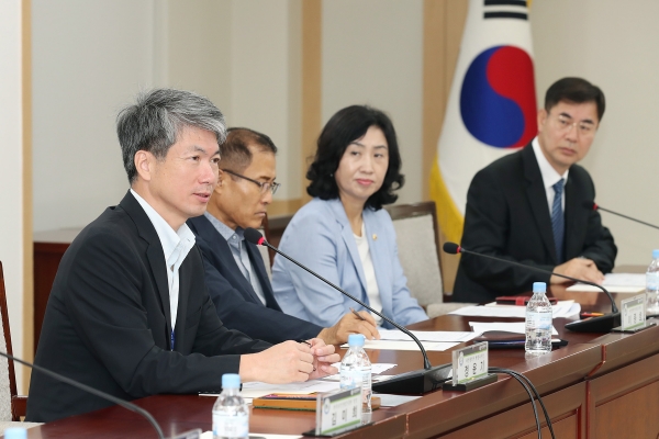 대전시가 2일 대전의료원 예타 통과 공동 대응방안 마련을 위한 추진위원회를 개최했다.