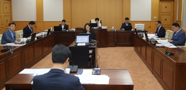 대전시의회 행정자치위원회는 16일 '대전시 행정기구 및 정원 조례 일부개정조례안'을 의결했다.