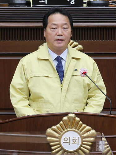 대전 서구의회 후반기 의장으로 선출된 이선용 의원. [사진=서구의회 제공]
