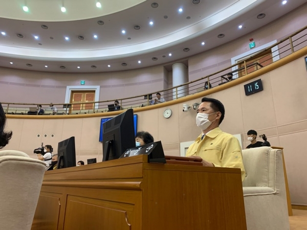 권중순 의원이 13일 오전 본회의장에서 열린 대전시의회 의장 선거에서 3차례 투표에도 과반수 확보에 또 다시 실패했다.