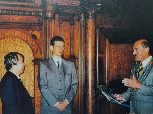 - 독일 레겐스부르크 시장 예방 -